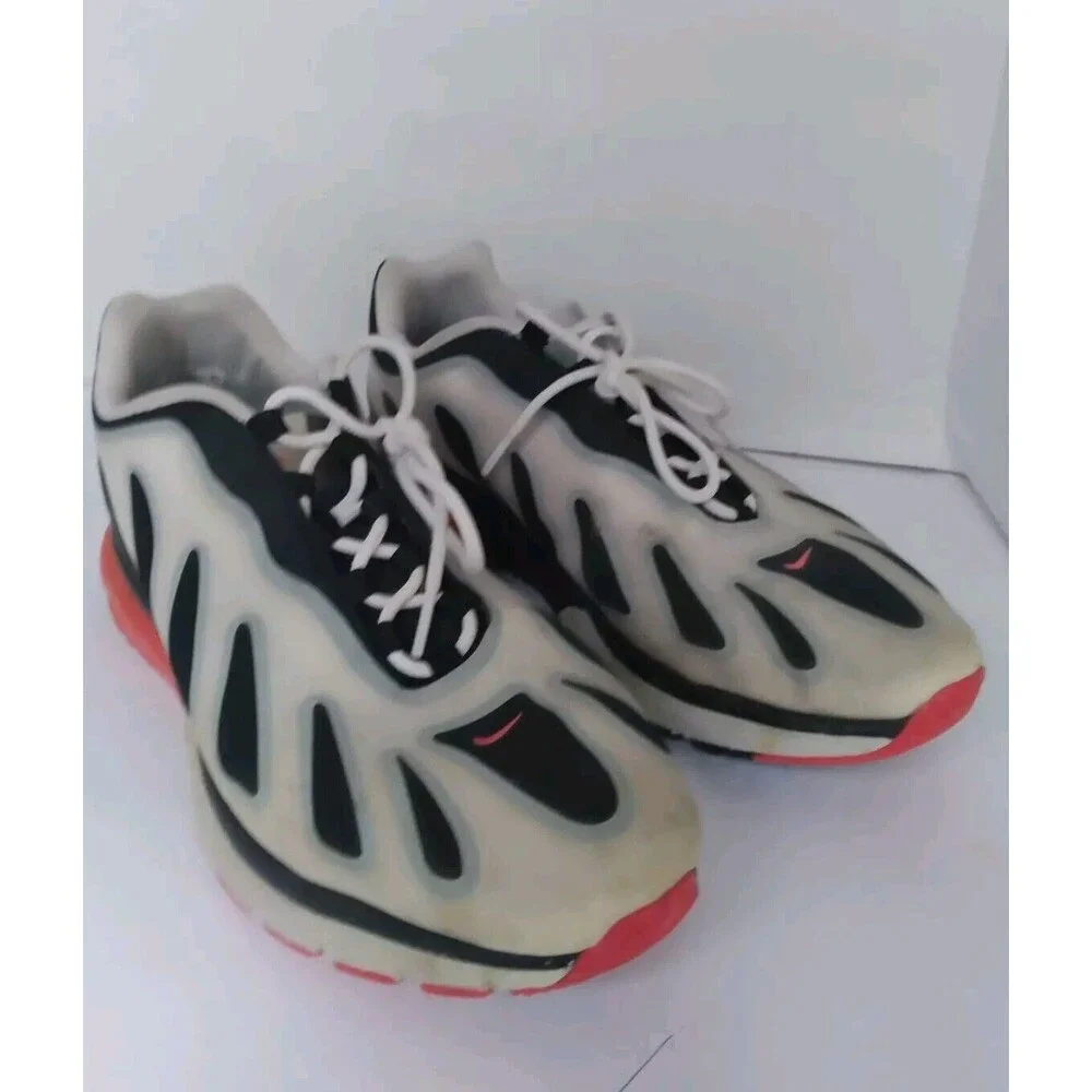 Nike Air Max Running‎ Shoes White Black Red Athletic Sneakers